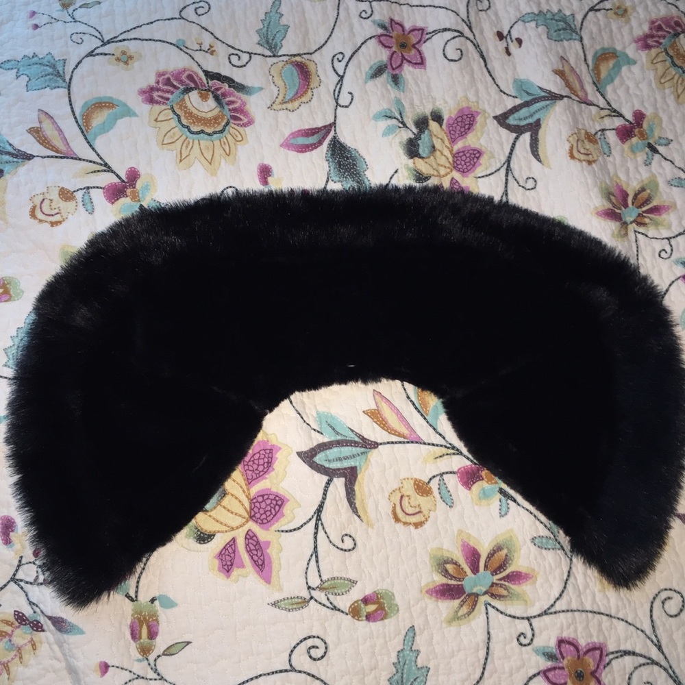 Fur Coat - Picture 6 of 6